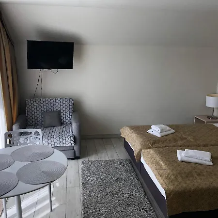 Lägenhet Czarna Gora Ischgl 30, *