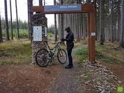 Czarna Gora シェンナ